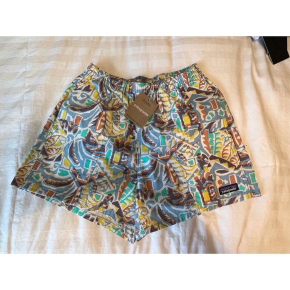 Patagonia‎ Funhoggers 4” Shorts - NWT - Picture 4 of 6